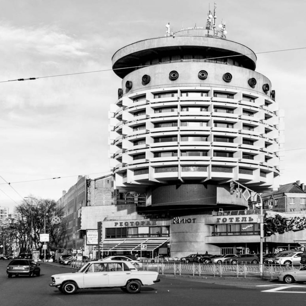 http://socialistmodernism.com/ http://bacu.ro/