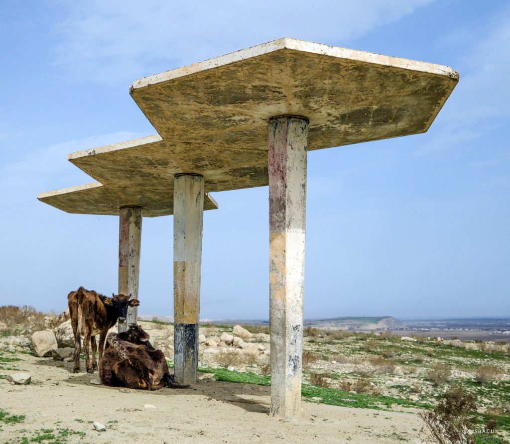 http://socialistmodernism.com/ http://bacu.ro/