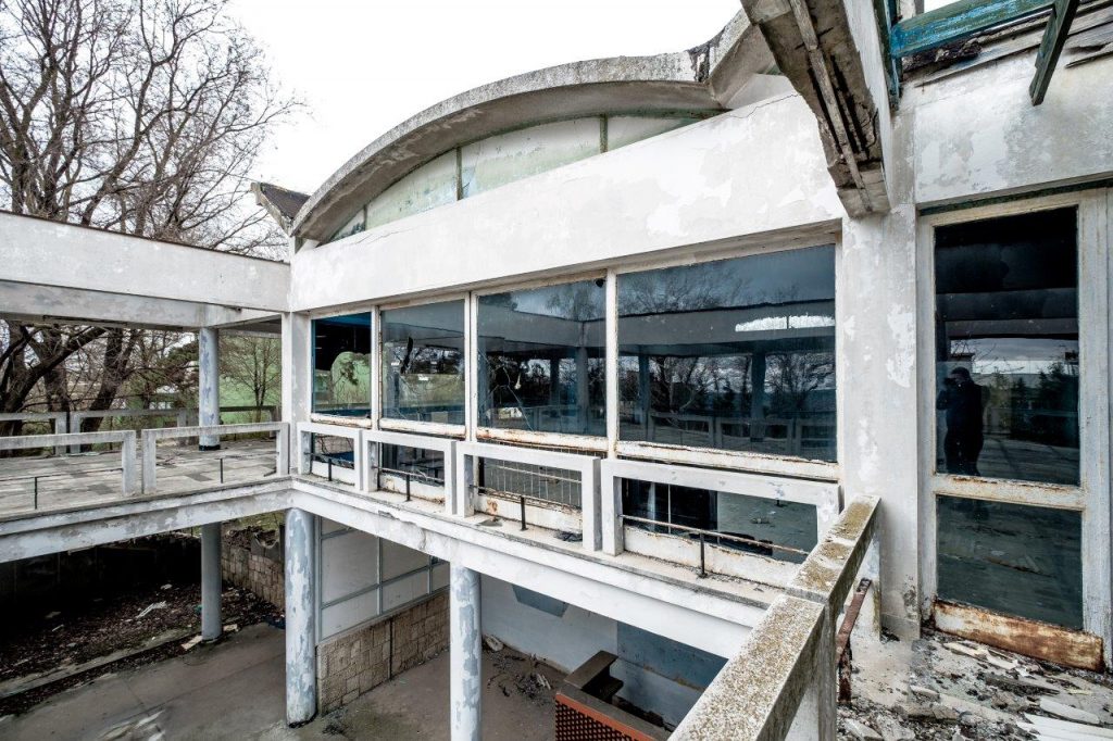 RESTAURANT NEON - EFORIE I RECREATIONAL CENTER (ROMÂNIA)